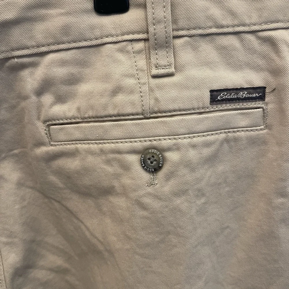 NWT Eddie Bauer Khaki 11